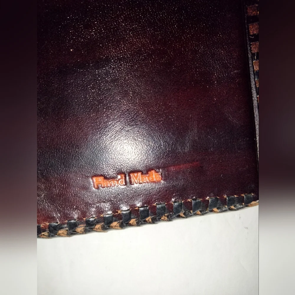 Vintage Handmade (Brown) Leather Equestrian Embossed Men's Wallet (Like New)